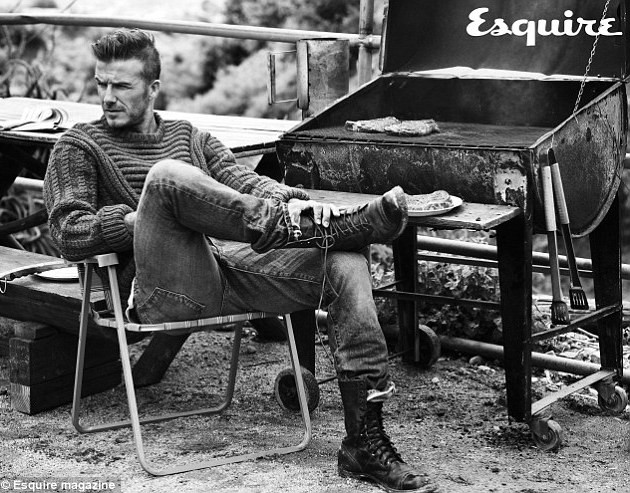 Gambar Foto David Beckham di Majalah Esquire Edisi September 2012
