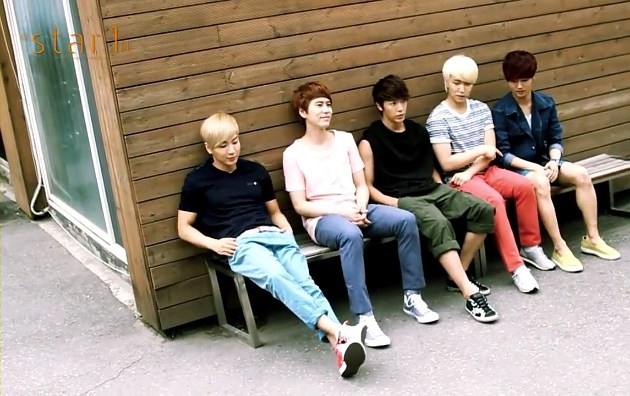 Gambar Foto Leeteuk, Yesung, Sungmin, Lee Donghae, Kyuhyun Super Junior di Majalah @Star1