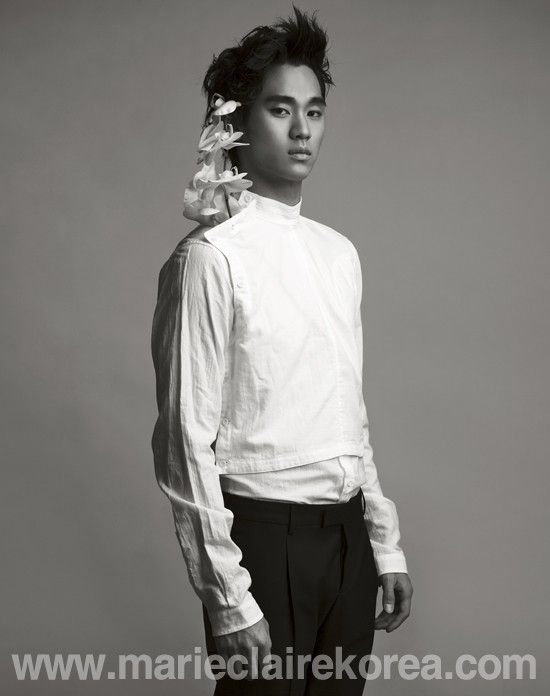 Gambar Foto Kim Soo Hyun di Majalah Marie Claire Edisi Maret 2011