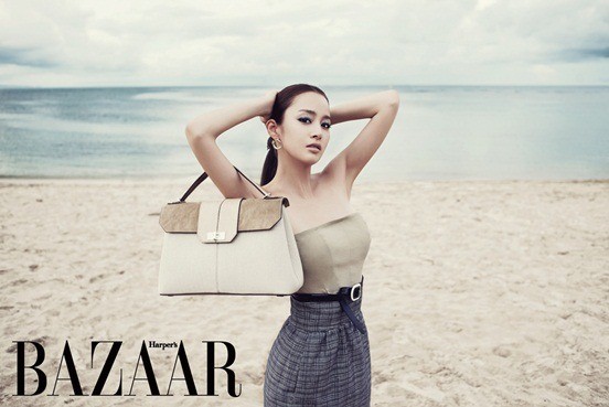 Gambar Foto Kim Tae Hee di Majalah Harper's Bazaar Edisi Mei 2011