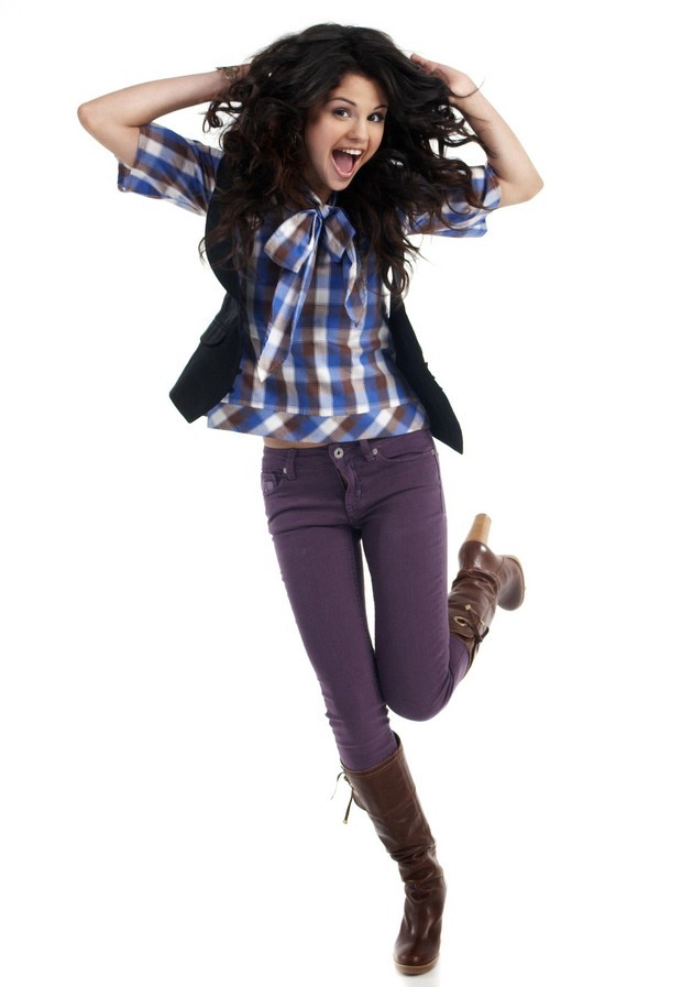 Gambar Foto Selena Gomez Berpose untuk Majalah Teen