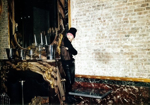 Gambar Foto Photoshoot G-Dragon di Majalah Harper's Bazaar Edisi Agustus 2012