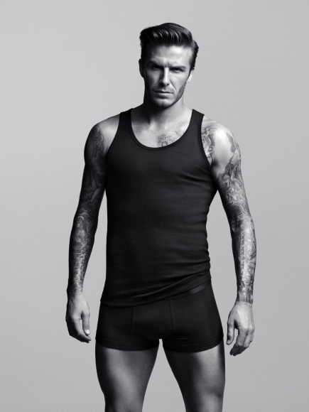 Gambar Foto Photoshoot David Beckham Untuk Iklan H&M Bodywear