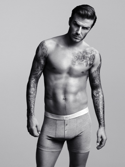 Gambar Foto Photoshoot David Beckham Untuk Iklan H&M Bodywear