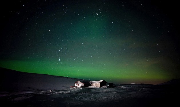 Gambar Foto Northern Lights alias Aurora yang Coba Diabadikan oleh Michelle Schantz