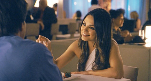 Gambar Foto Mila Kunis Sebagai Lori Collins di Film 'Ted'