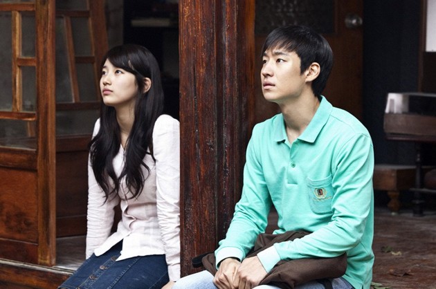 Gambar Foto Suzy 'miss A' dan Lee Je Hoon di Architecture 101