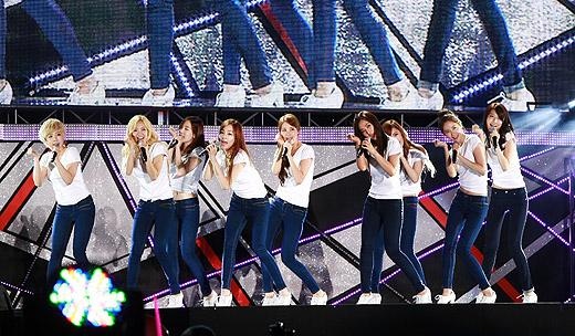 Gambar Foto Penampilan Girls' Generation di Gangnam Festival 2012