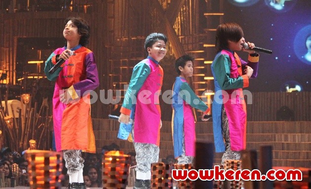 Gambar Foto Penampilan Coboy Junior di Hut Global TV ke-10