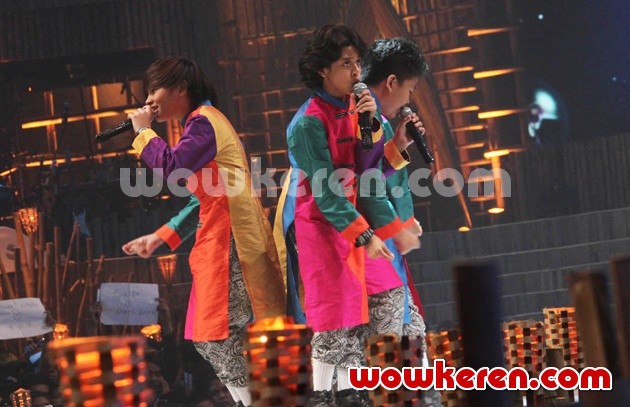 Gambar Foto Penampilan Coboy Junior di Hut Global TV ke-10
