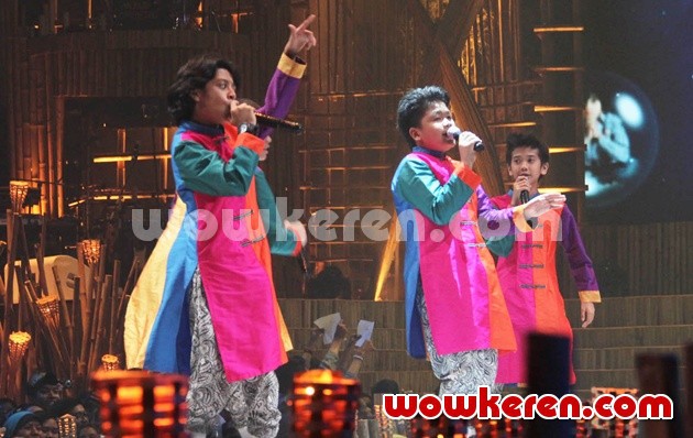 Gambar Foto Penampilan Coboy Junior di Hut Global TV ke-10