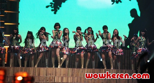 Gambar Foto Penampilan JKT48 di Hut Global TV ke-10