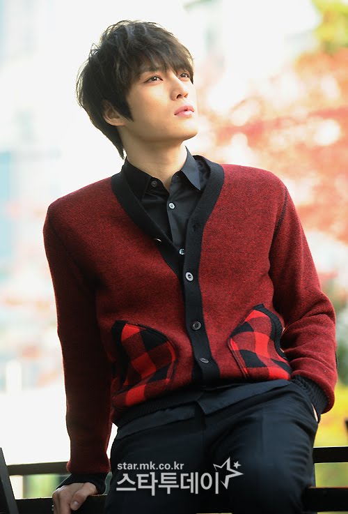 Gambar Foto Hero Jaejoong Saat Wawancara dengan Newsis - Foto 2 dari 40