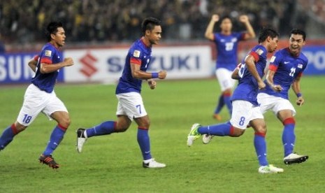 Gambar Foto Selebrasi Pemain Malaysia Setelah Safiq Bin Rahim Mencetak Gol