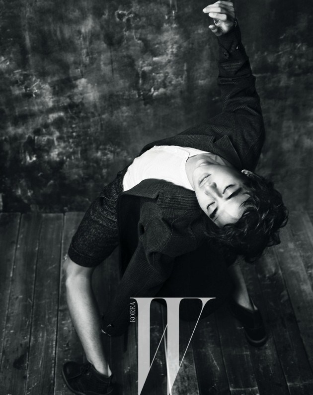Gambar Foto Minho SHINee di Majalah W Korea Edisi Desember 2012