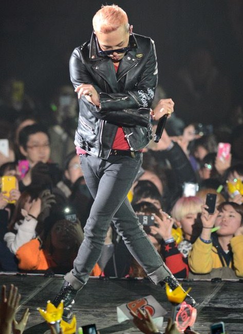 Gambar Foto G-Dragon di Konser GMarket 'StayG4'
