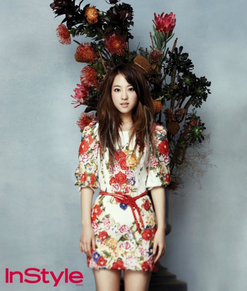 Gambar Foto Park Bo Young di Majalah InStyle Edisi Januari 2013