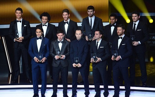 Gambar Foto Para Pemain yang Terpilih Menjadi The Team of the Year