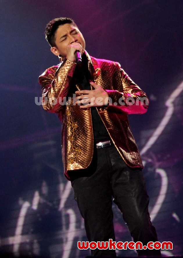 Gambar Foto Penampilan Ungu di Konser HUT Indosiar ke-18