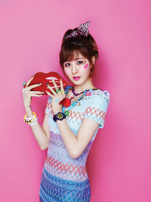 Gambar Foto Seohyun Girls' Generation di Iklan Jam Tangan Casio Baby-G