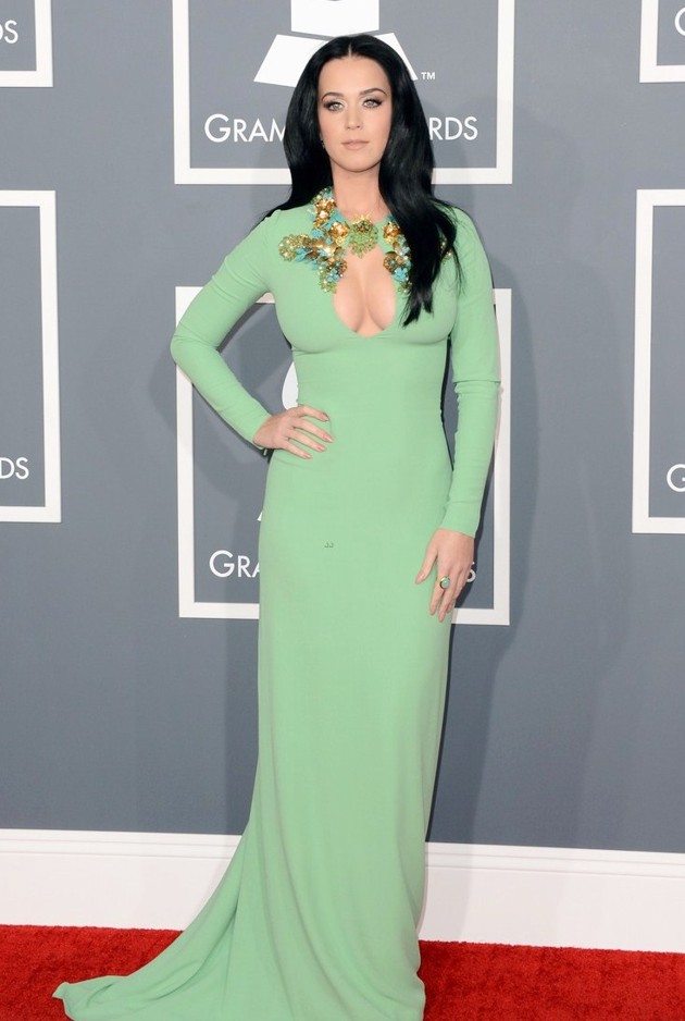 Gambar Foto Katy Perry di Red Carpet Grammy Awards 2013