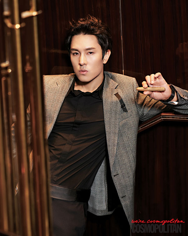 Gambar Foto Kim Dong Wan Shinhwa di Majalah Cosmopolitan - Foto 2 dari 24