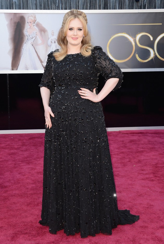 Gambar Foto Adele di Red Carpet Oscar 2013