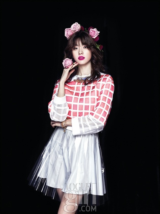 Gambar Foto Han Hyo Joo di Majalah Vogue Girl Edisi Maret 2013