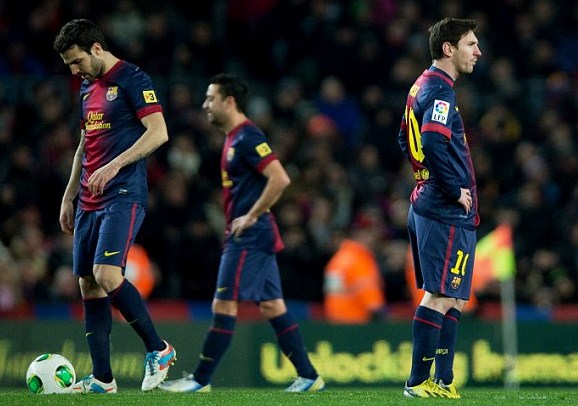 Foto Ekspresi Kekecewaan Para Pemain Barcelona