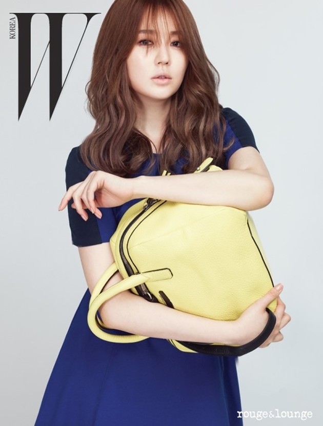 Gambar Foto Yoon Eun Hye di Majalah W Korea Edisi Maret 2013