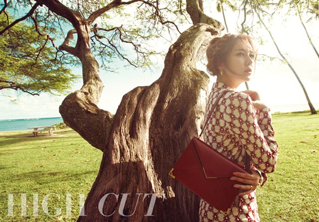 Gambar Foto Yoon Eun Hye di Majalah High Cut Edisi Maret 2013