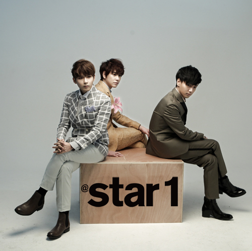 Gambar Foto Super Junior-K.R.Y di Majalah @Star1 Edisi Maret 2013