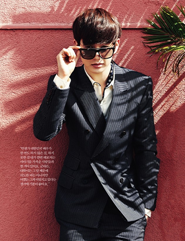 Gambar Foto Yoo Seung Ho di Majalah Harper's Bazaar Edisi Maret 2013