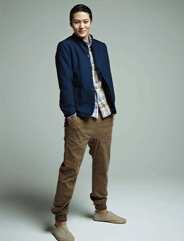 Gambar Foto Joo Won di Majalah Esquire Korea Edisi Maret 2013