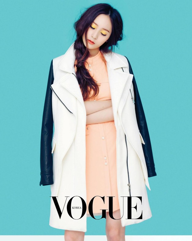 Gambar Foto Krystal f(x) di Majalah Vogue Edisi Maret 2013