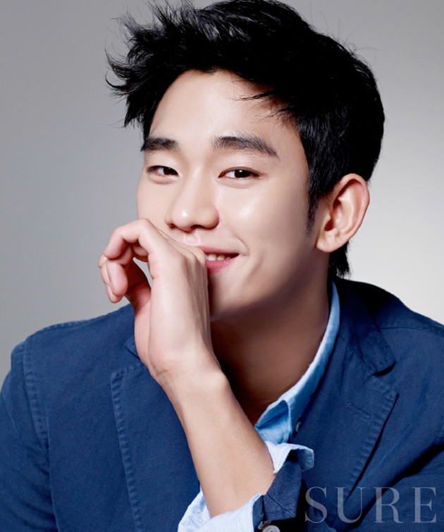Gambar Foto Kim Soo Hyun di Majalah Sure Edisi April 2013