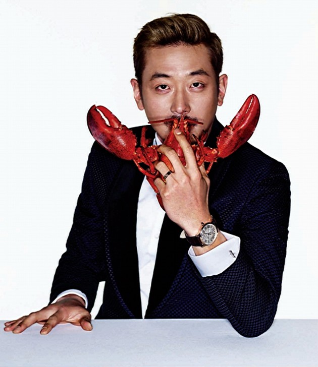 Gambar Foto Ha Jung Woo di Majalah Esquire Korea Edisi April 2013