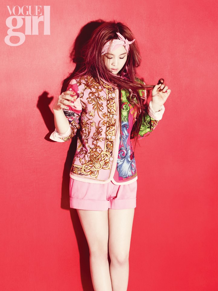Foto Lee Hi di Majalah Vogue Girl Edisi Mei 2013 - Foto 44 