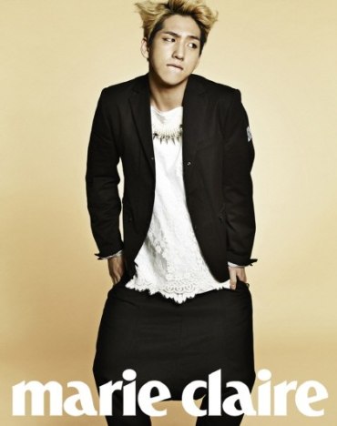 Gambar Foto Baro B1A4 di Majalah Marie Claire Edisi Mei 2013