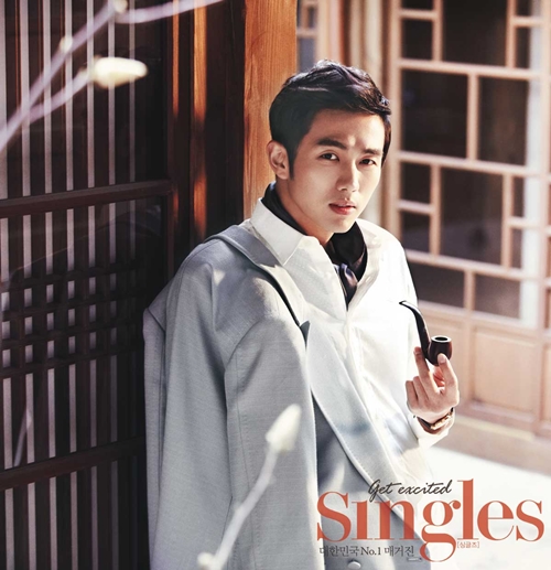 Gambar Foto Seulong 2AM di Majalah Singles Edisi Mei 2013