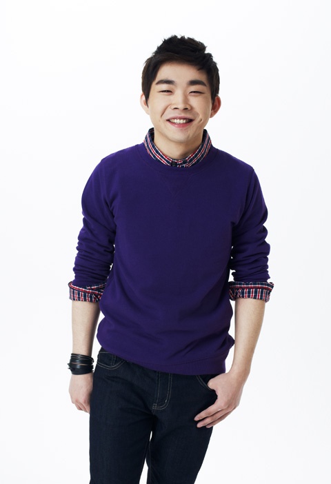 Gambar Foto Baek Chung Kang Photosoot - Foto 2 dari 4