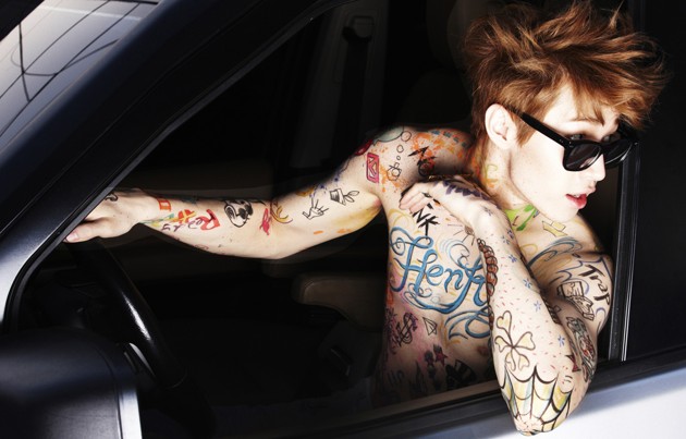 Gambar Foto Henry di Teaser Mini Album 'Trap'