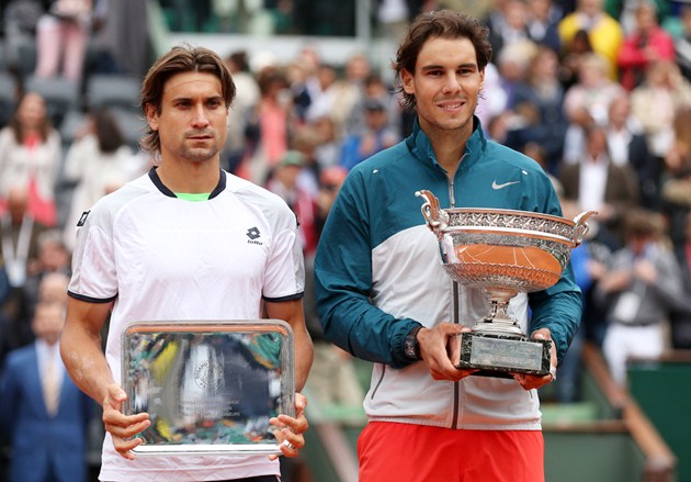 Gambar Foto Runner-up David Ferrer Berfoto Bersama Rafael Nadal