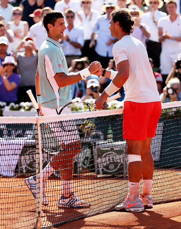 Gambar Foto Novak Djokovic Memberi Selamat Rafael Nadal