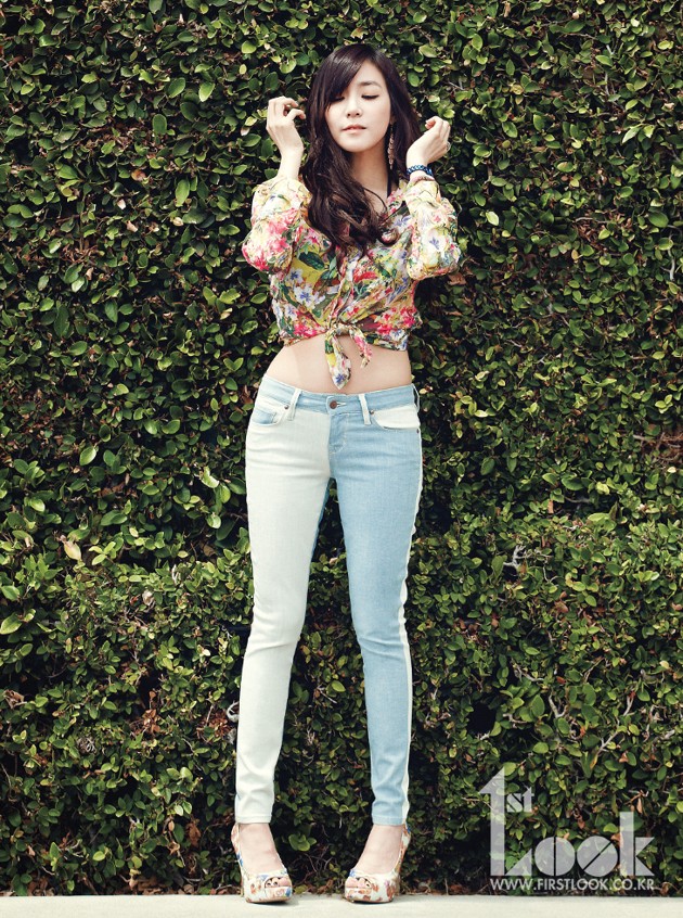 Gambar Foto Tiffany di Majalah 1stLook Edisi Juni 2013