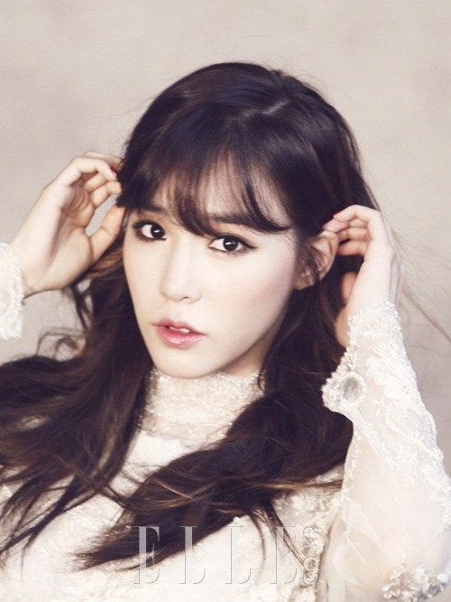 Gambar Foto Tiffany di Majalah Elle Edisi Juni 2013