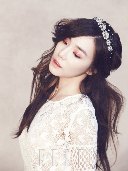 Gambar Foto Tiffany di Majalah Elle Edisi Juni 2013