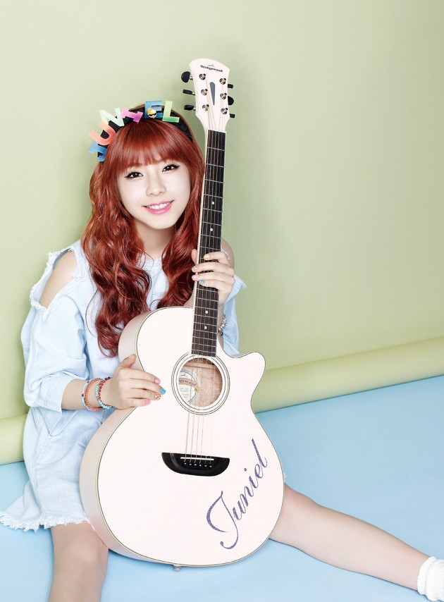 Gambar Foto Juniel di Majalah Kwave Edisi Juni 2013