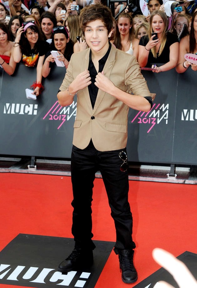 Gambar Foto Austin Mahone di Red Carpet MuchMusic Video Awards 2013
