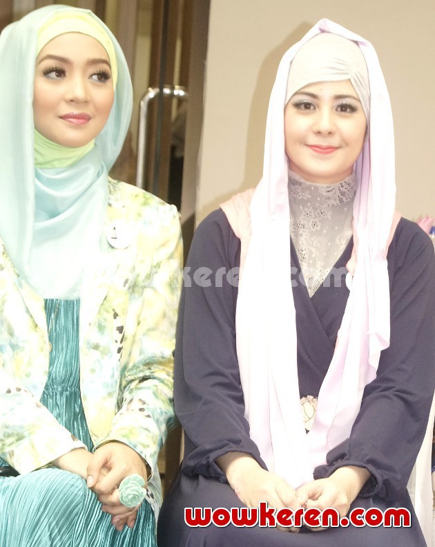 Gambar Foto Nuri Maulida dan Risty Tagor di Pembukaan Miss Moz Moslem Center Surabaya